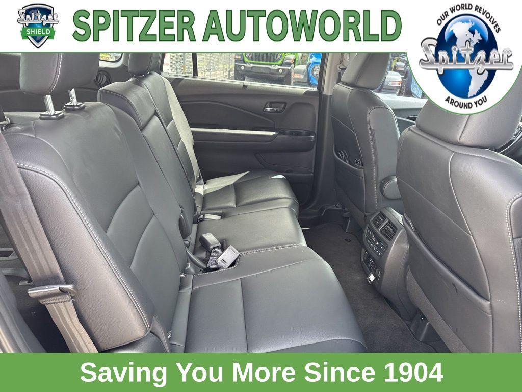used 2021 Honda Pilot car, priced at $29,379
