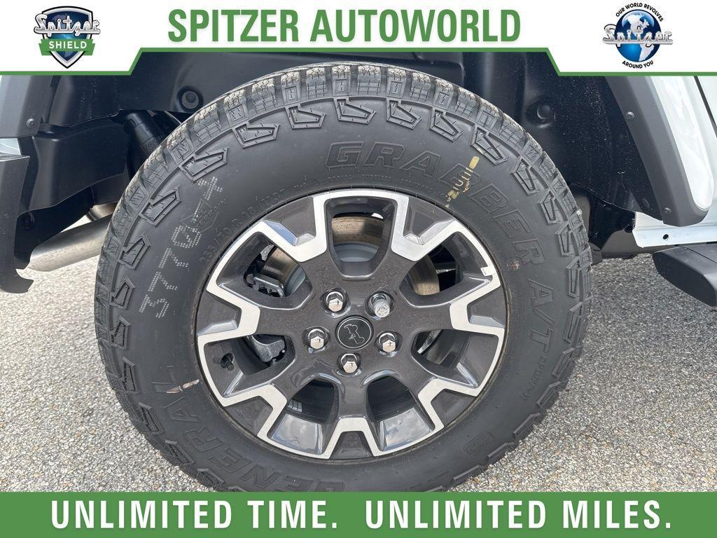 new 2025 Jeep Wrangler car, priced at $55,995