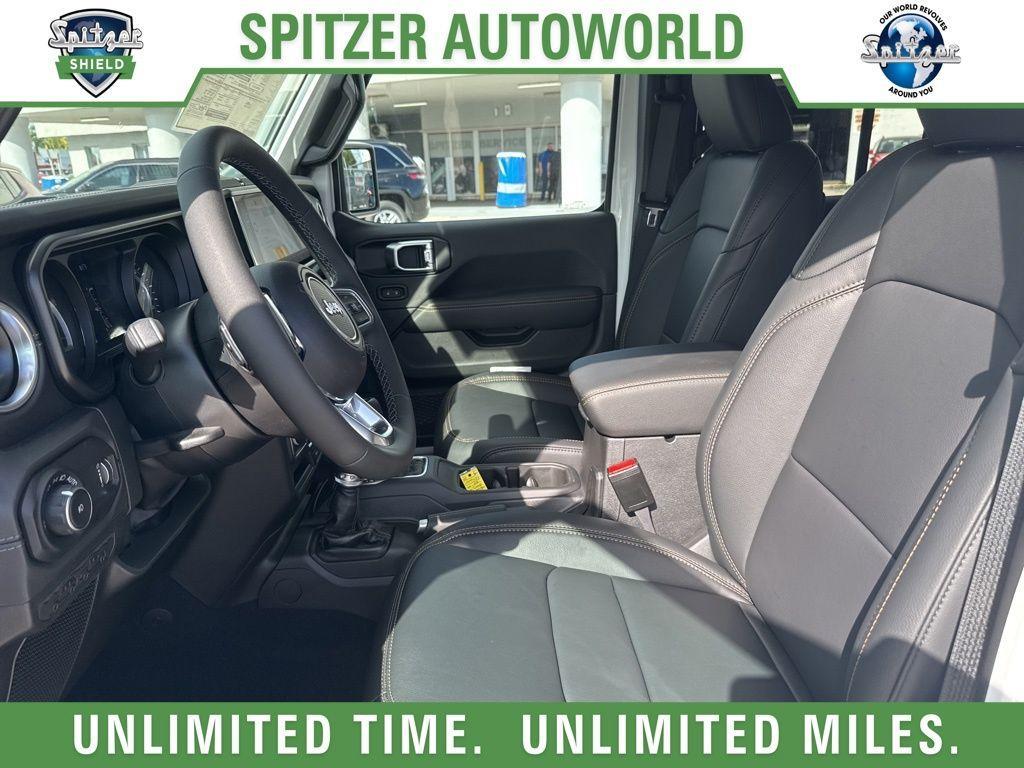 new 2025 Jeep Wrangler car, priced at $55,995