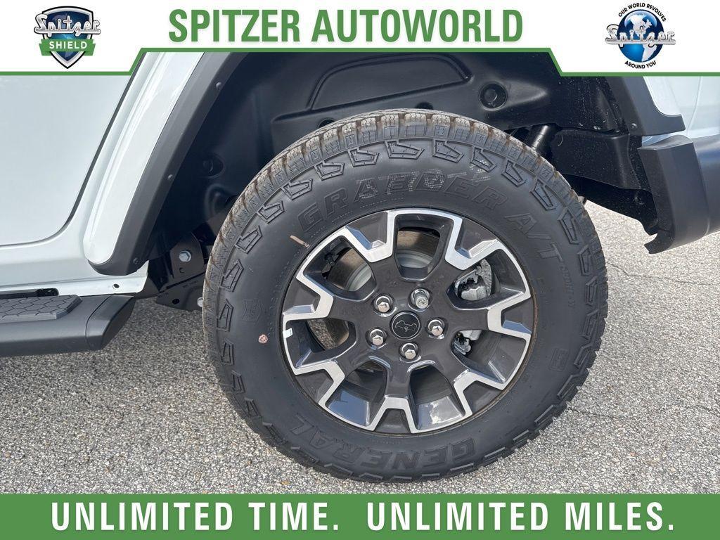 new 2025 Jeep Wrangler car, priced at $55,995