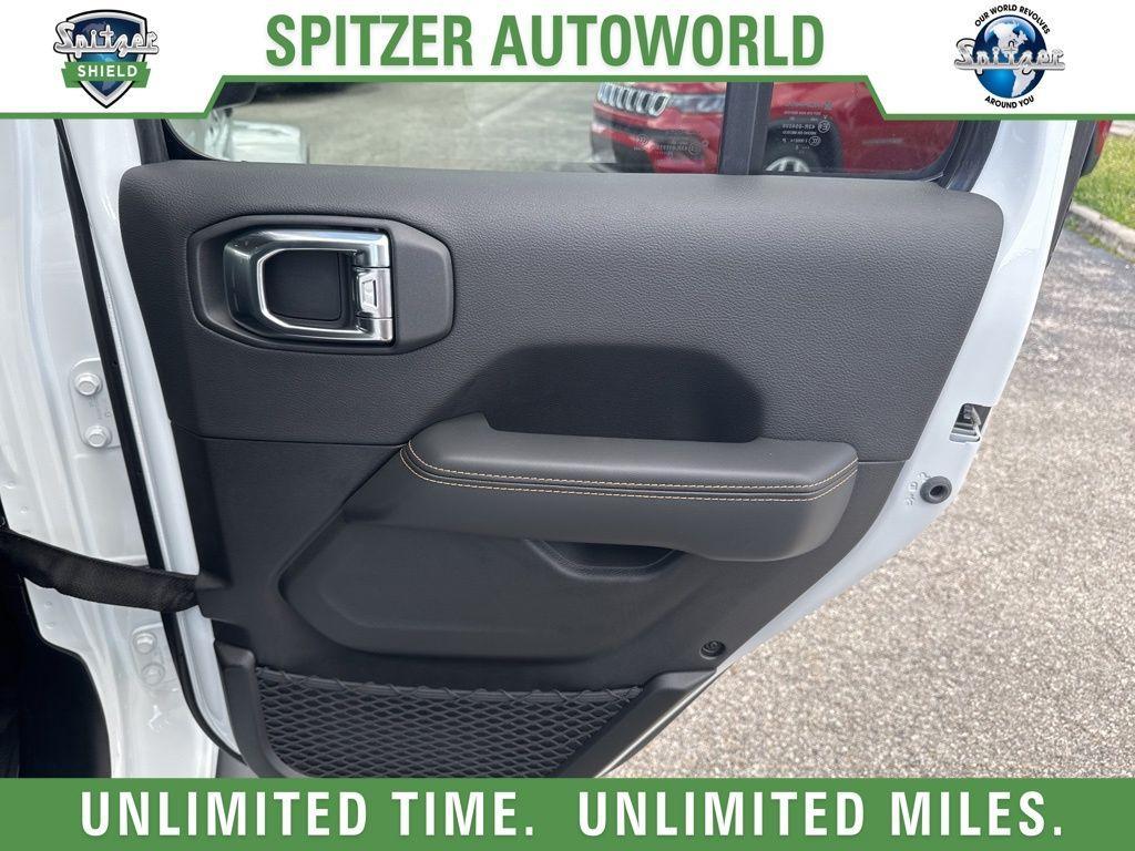 new 2025 Jeep Wrangler car, priced at $55,995