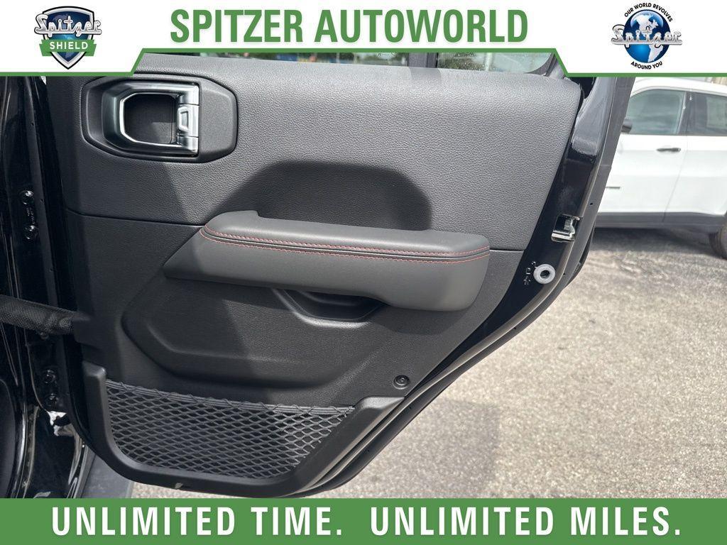 new 2025 Jeep Wrangler car, priced at $66,995