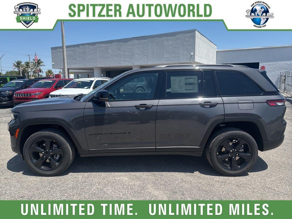 new 2025 Jeep Grand Cherokee car, priced at $36,729