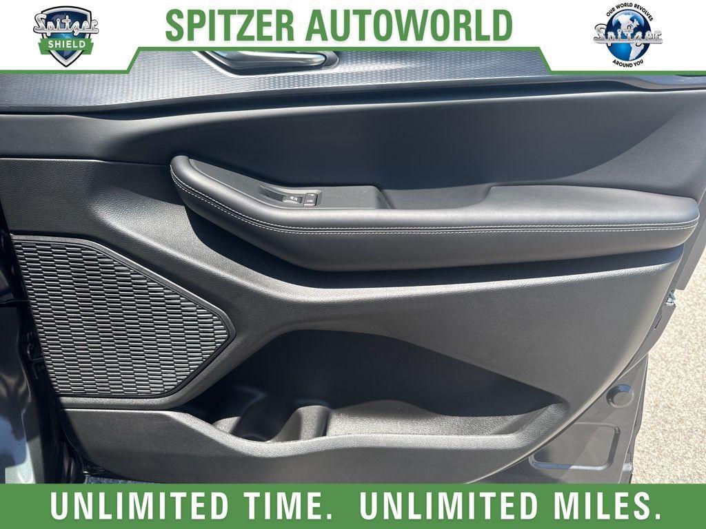 new 2025 Jeep Grand Cherokee car, priced at $36,729