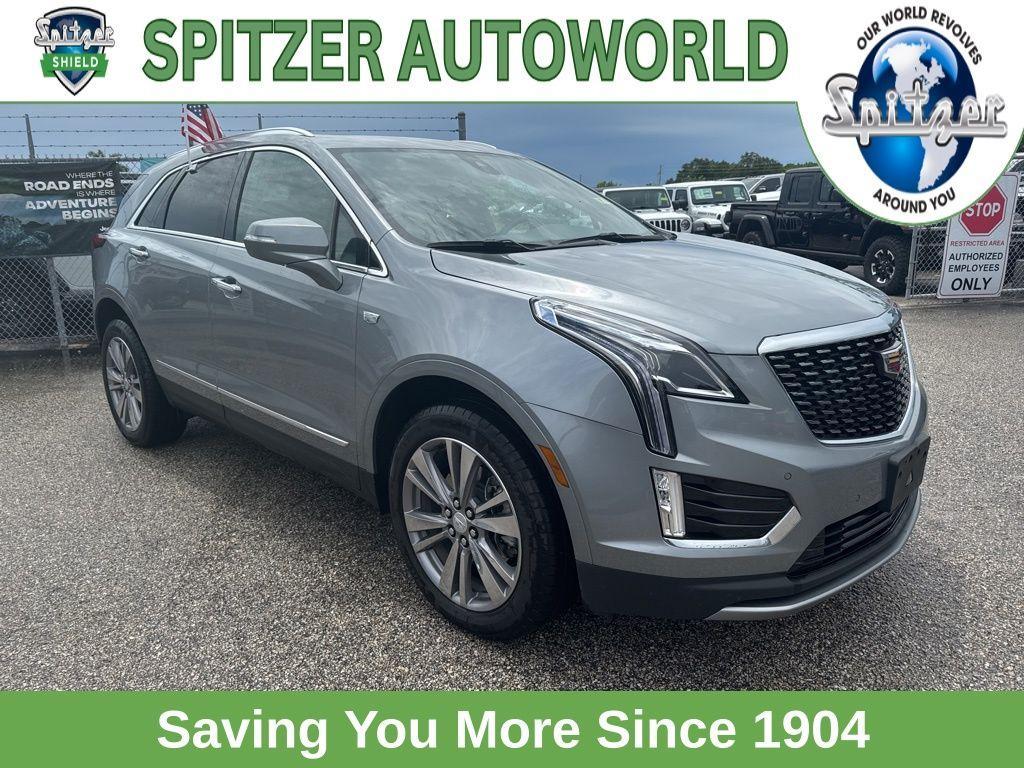 used 2025 Cadillac XT5 car, priced at $45,997