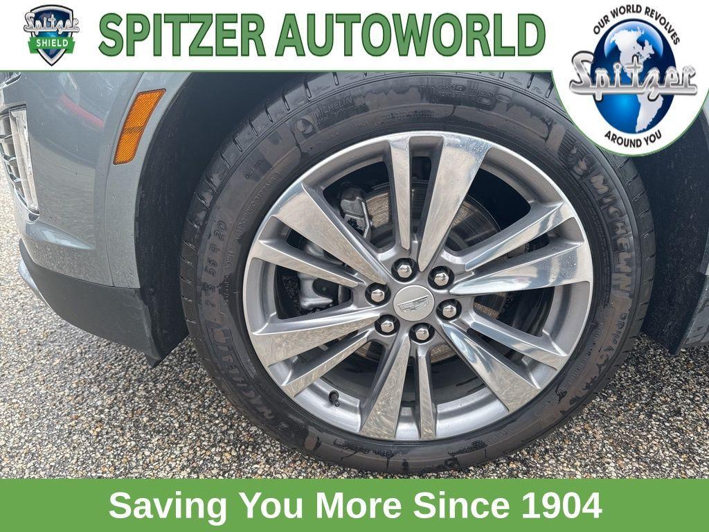 used 2025 Cadillac XT5 car, priced at $45,997