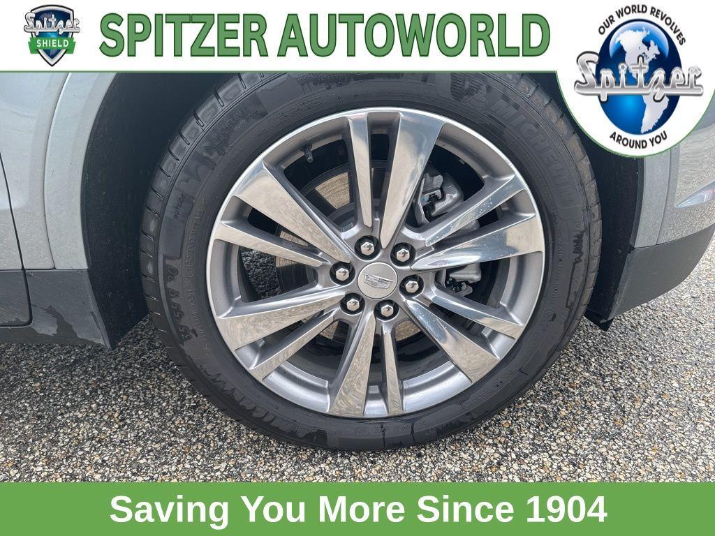 used 2025 Cadillac XT5 car, priced at $45,997