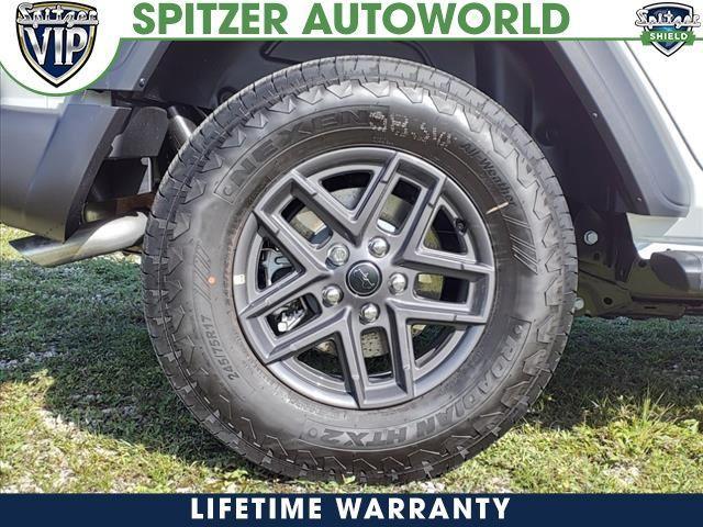 new 2024 Jeep Wrangler car, priced at $41,679