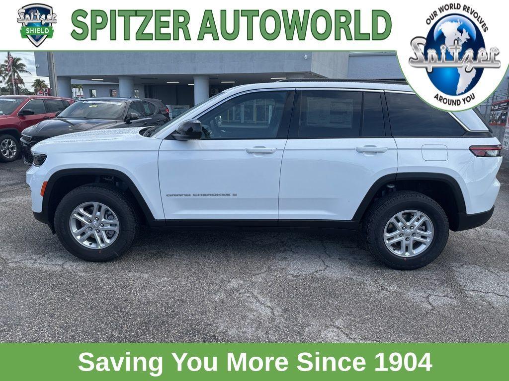 new 2025 Jeep Grand Cherokee car, priced at $41,017