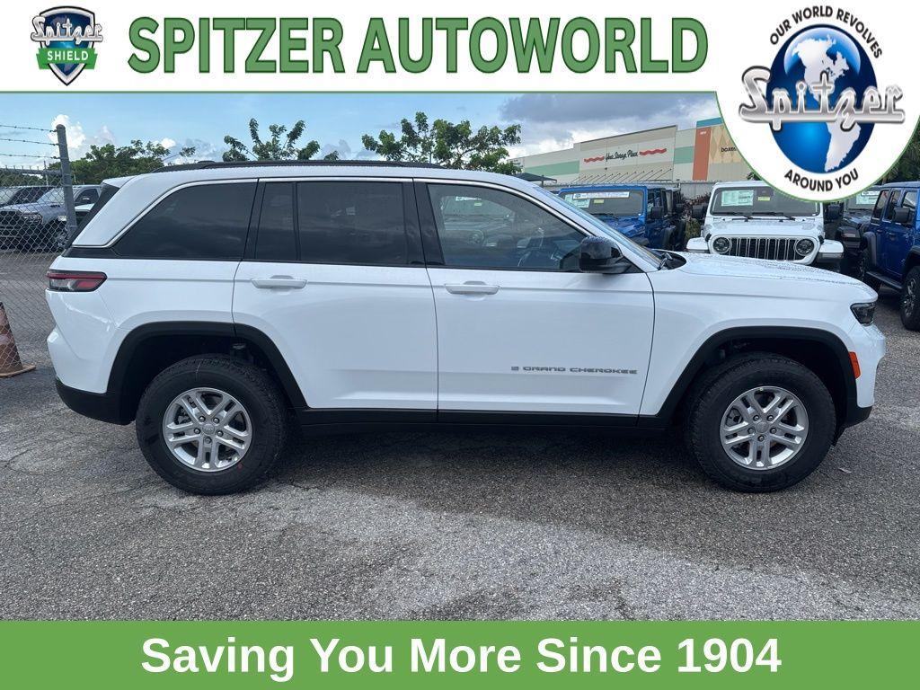 new 2025 Jeep Grand Cherokee car, priced at $41,017