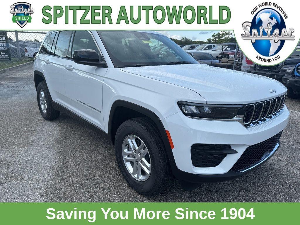 new 2025 Jeep Grand Cherokee car, priced at $41,017