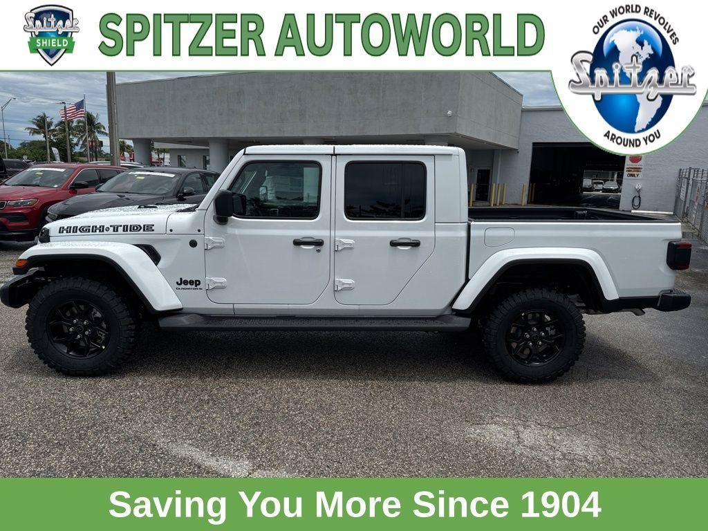 new 2025 Jeep Gladiator car, priced at $45,981