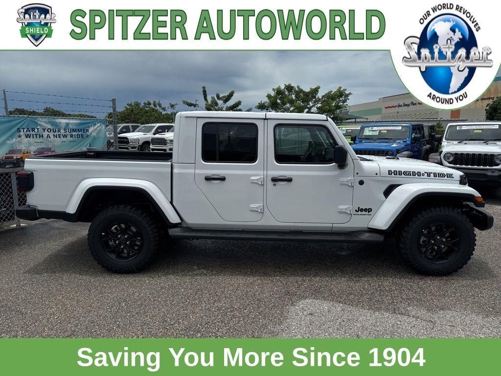 new 2025 Jeep Gladiator car, priced at $45,981