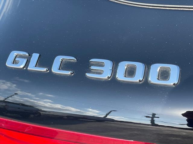 used 2019 Mercedes-Benz GLC 300 car, priced at $20,202