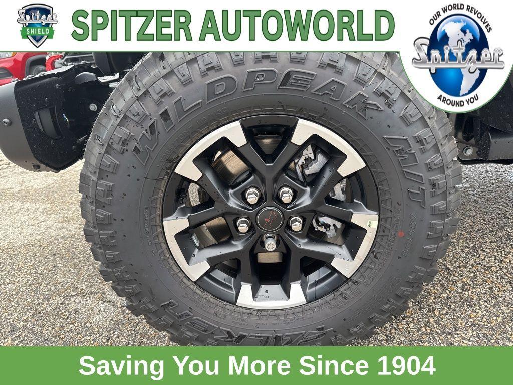 new 2025 Jeep Gladiator car, priced at $55,015