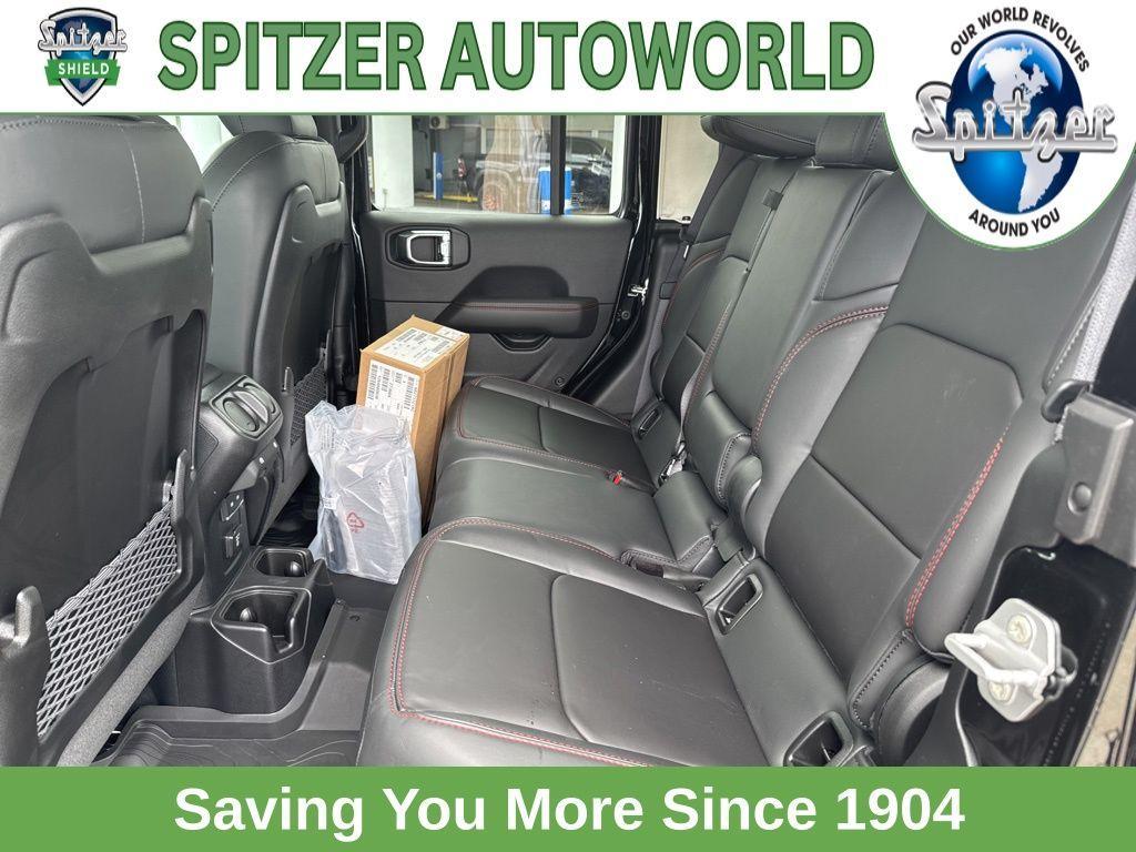 new 2025 Jeep Gladiator car, priced at $55,015