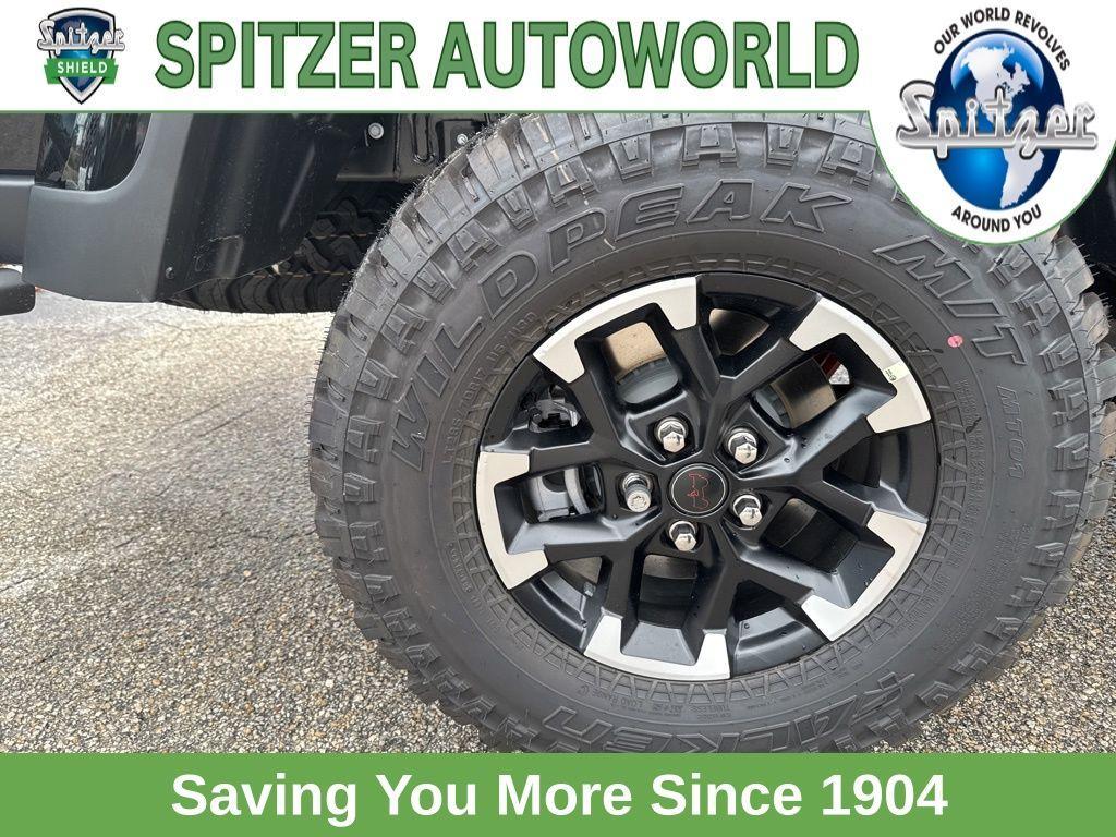 new 2025 Jeep Gladiator car, priced at $55,015