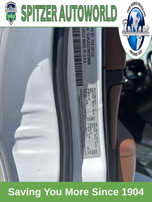 used 2021 Jeep Grand Cherokee car, priced at $20,795