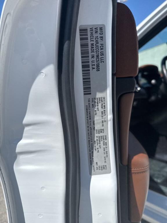 used 2021 Jeep Grand Cherokee car, priced at $20,991