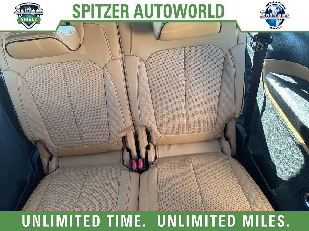 new 2025 Jeep Grand Cherokee L car, priced at $66,395