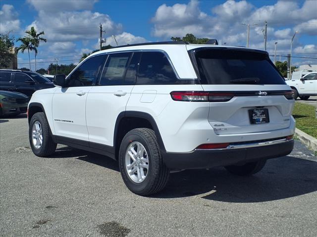 new 2025 Jeep Grand Cherokee car, priced at $43,620