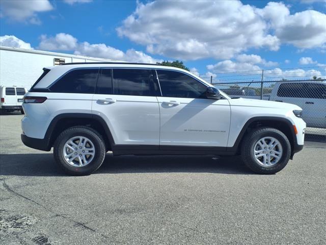 new 2025 Jeep Grand Cherokee car, priced at $43,620