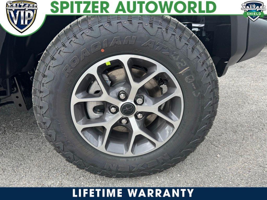 new 2025 Jeep Wrangler car, priced at $47,279