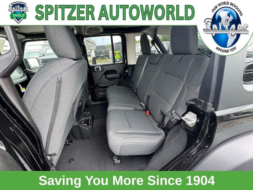 new 2025 Jeep Wrangler car, priced at $47,475