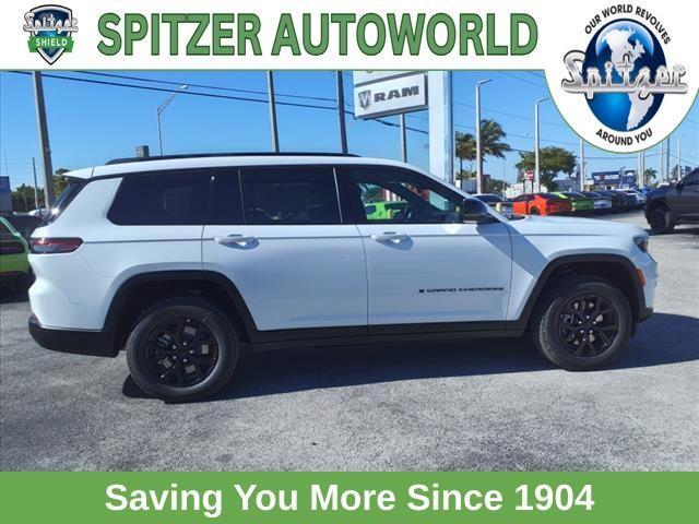 new 2024 Jeep Grand Cherokee L car, priced at $42,995