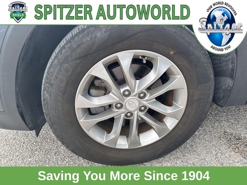 used 2020 Hyundai Santa Fe car, priced at $19,174