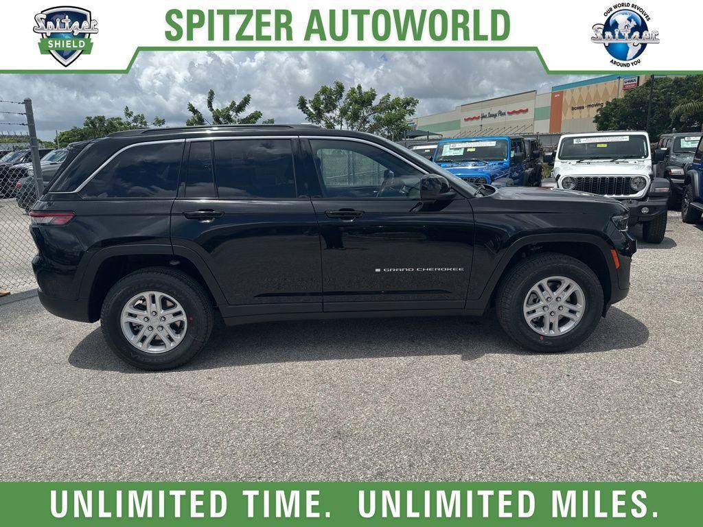 new 2025 Jeep Grand Cherokee car, priced at $35,725