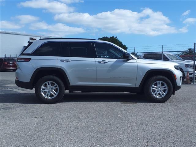 new 2025 Jeep Grand Cherokee car, priced at $39,425