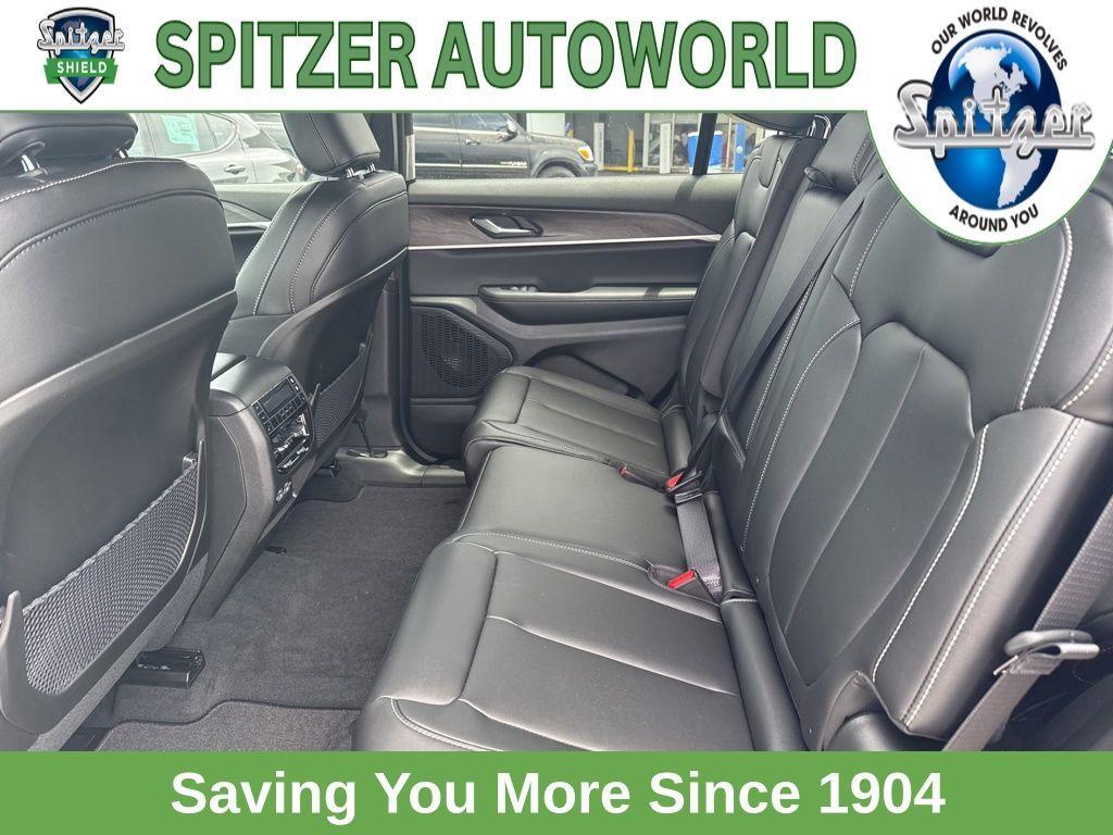 new 2025 Jeep Grand Cherokee L car, priced at $46,971