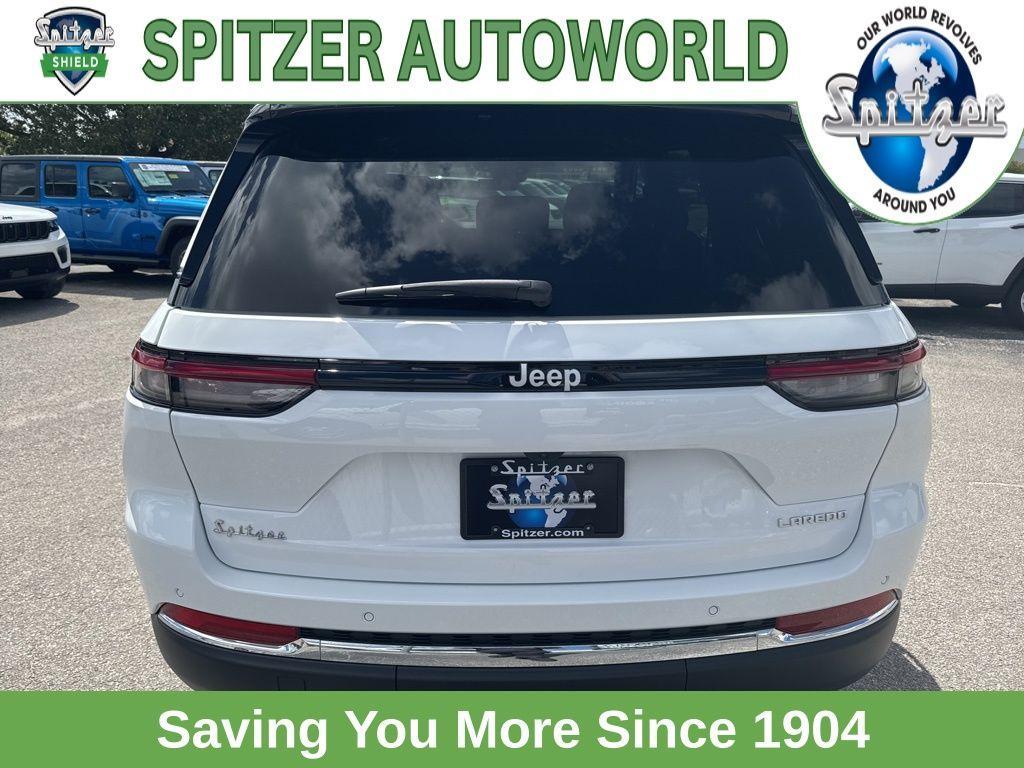 new 2025 Jeep Grand Cherokee car, priced at $40,825