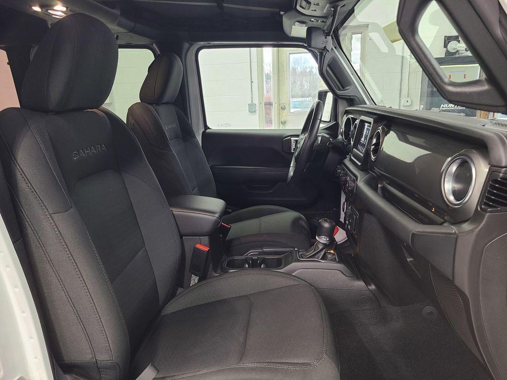 used 2021 Jeep Wrangler Unlimited car, priced at $28,174