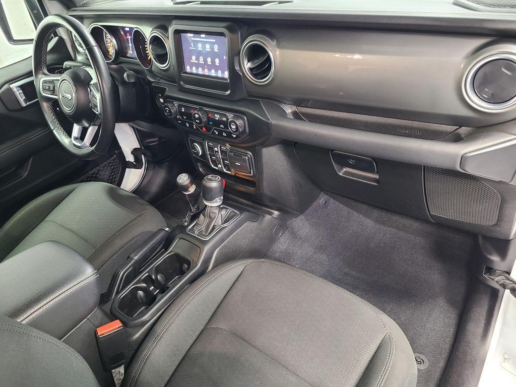 used 2021 Jeep Wrangler Unlimited car, priced at $28,174