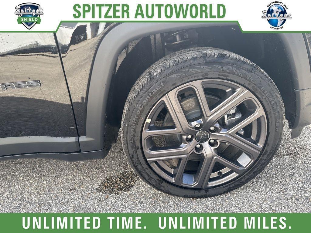 new 2026 Jeep Compass car, priced at $32,279