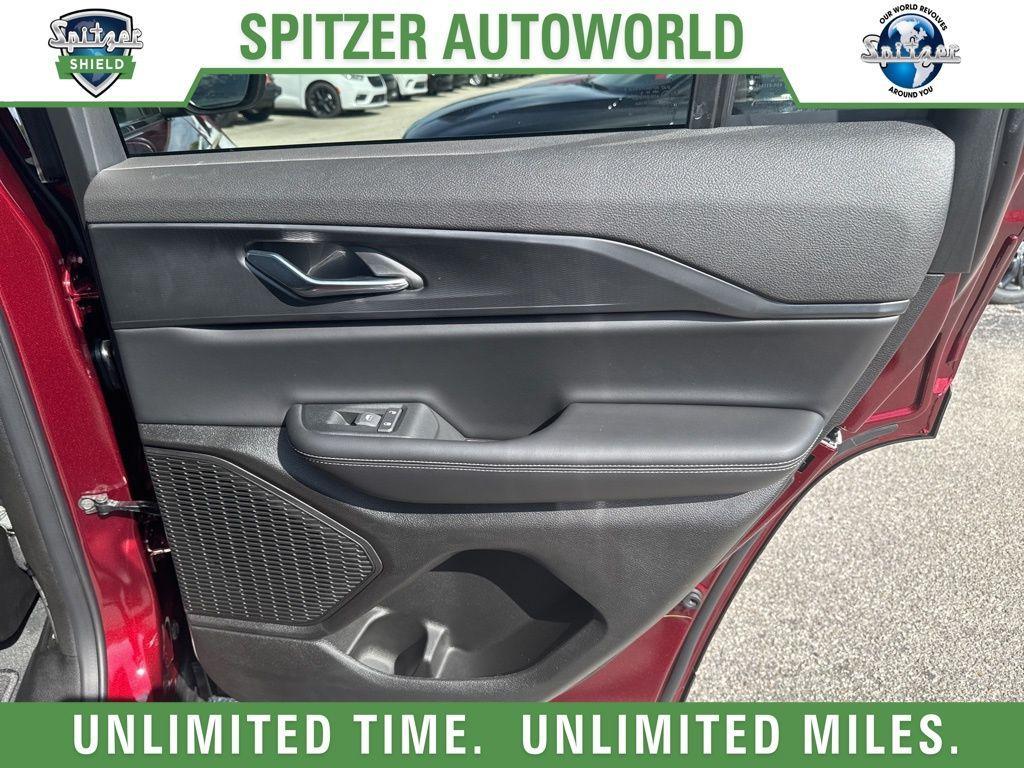 new 2025 Jeep Grand Cherokee car, priced at $35,729