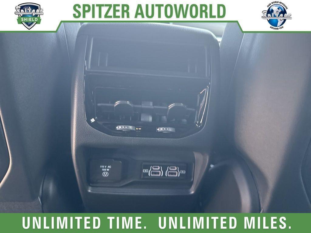 new 2025 Jeep Grand Cherokee car, priced at $35,729