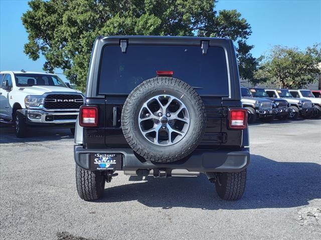 new 2025 Jeep Wrangler car, priced at $46,160