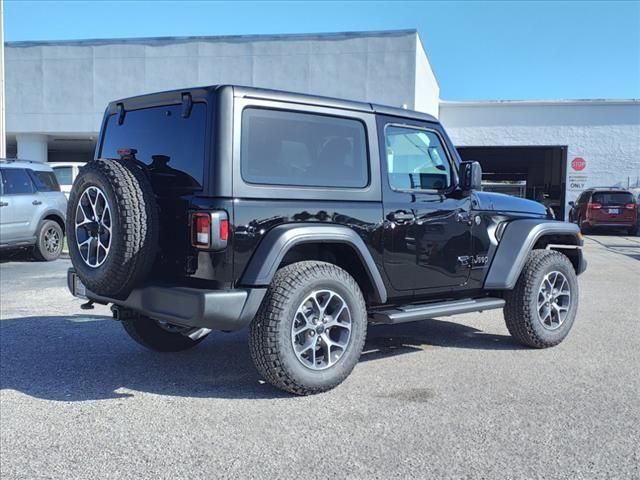 new 2025 Jeep Wrangler car, priced at $46,160