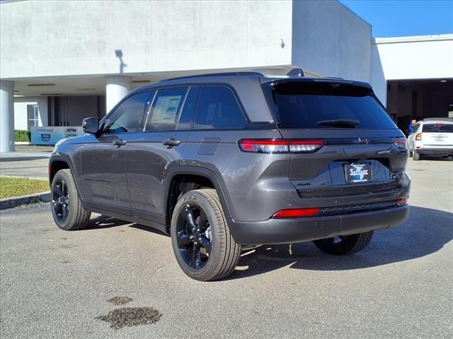 new 2025 Jeep Grand Cherokee car, priced at $56,455