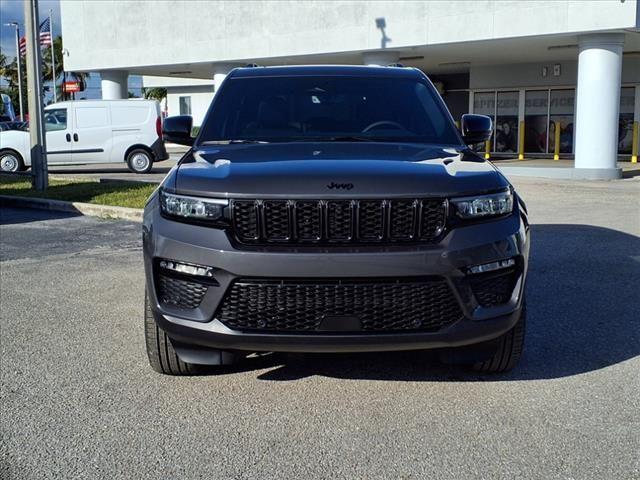 new 2025 Jeep Grand Cherokee car, priced at $56,455