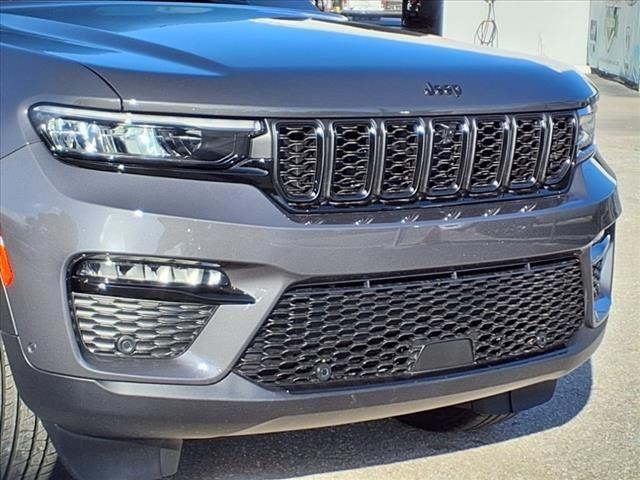 new 2025 Jeep Grand Cherokee car, priced at $56,455