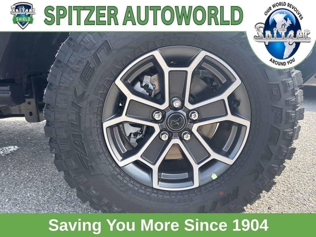 new 2025 Jeep Gladiator car, priced at $56,180