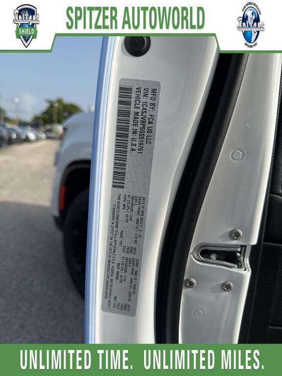 new 2025 Jeep Wagoneer car, priced at $73,589
