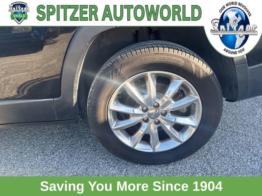 used 2015 Jeep Cherokee car, priced at $8,691