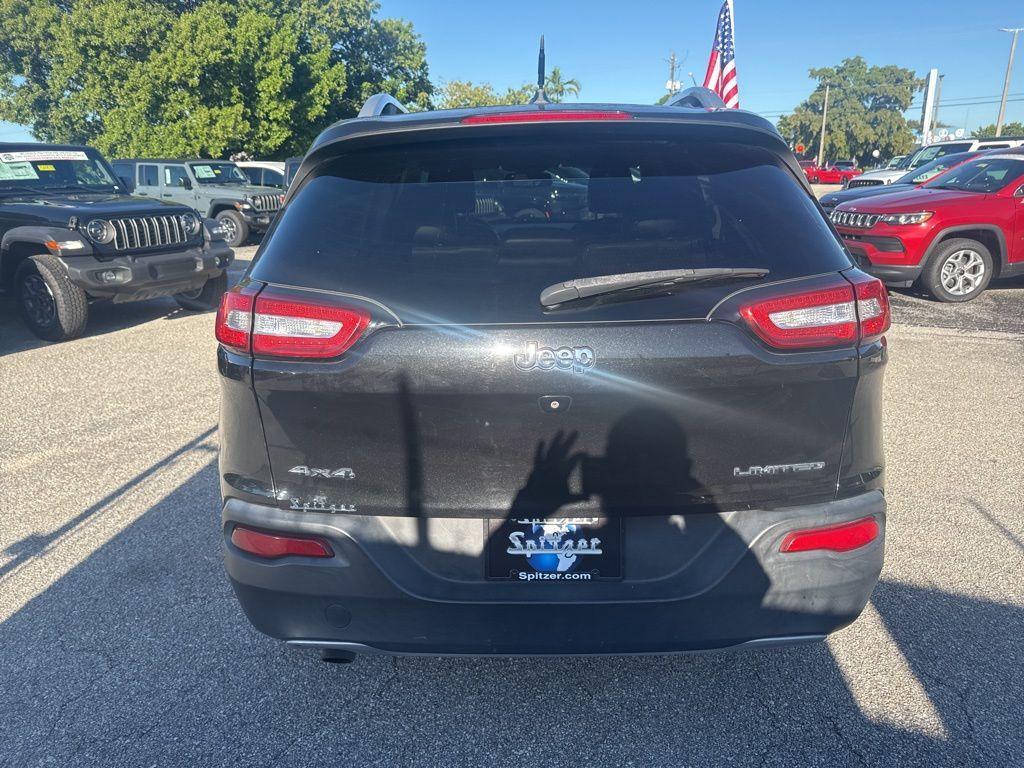 used 2015 Jeep Cherokee car, priced at $8,391