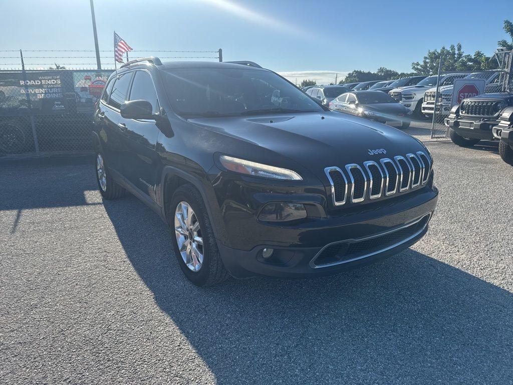 used 2015 Jeep Cherokee car, priced at $8,391