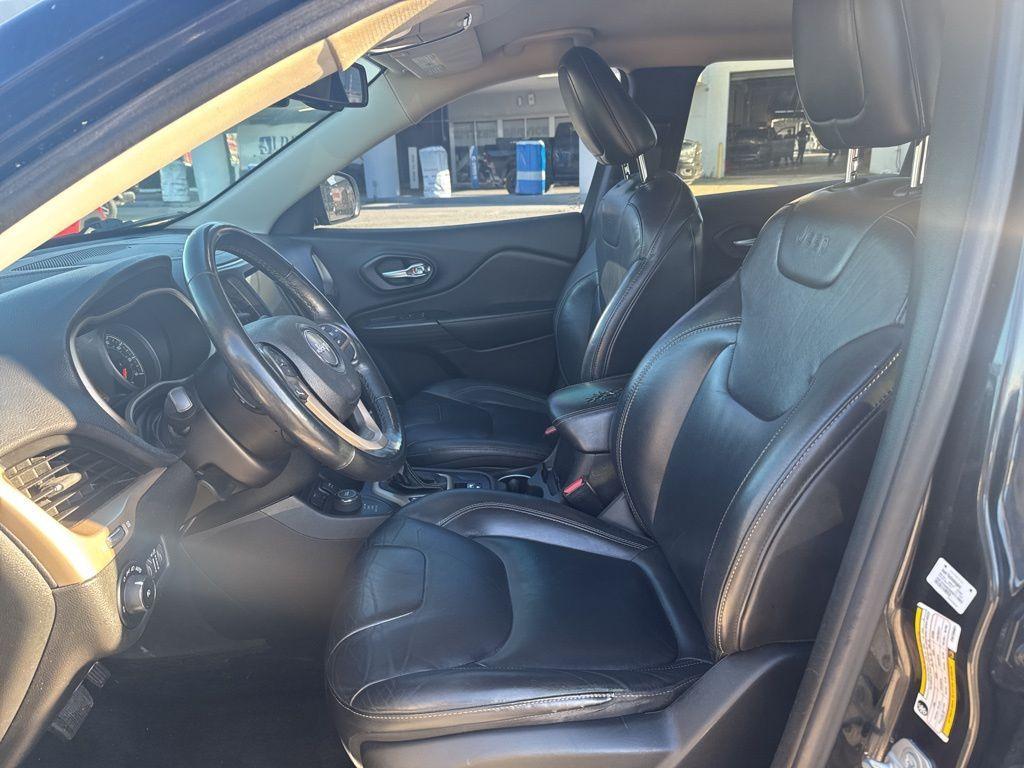 used 2015 Jeep Cherokee car, priced at $8,391